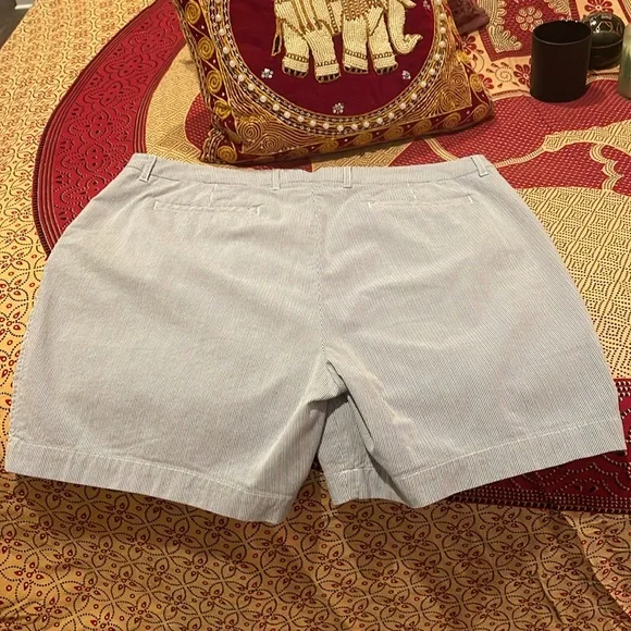 Boden bermuda shorts - Picture 12 of 14